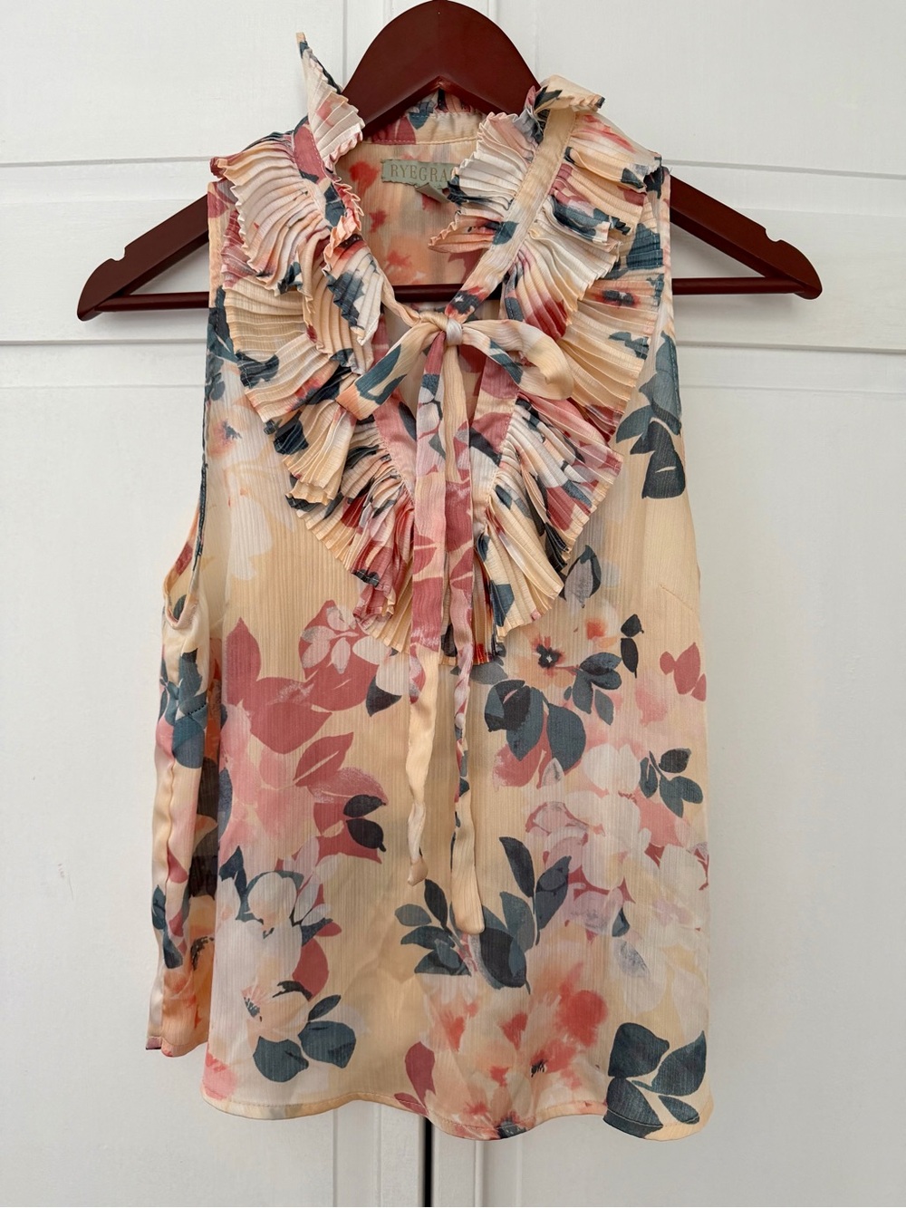 ryegrass Pleated Ruffle Tie-Neck Floral sleeveless blouse - Cream/Pink/Blue